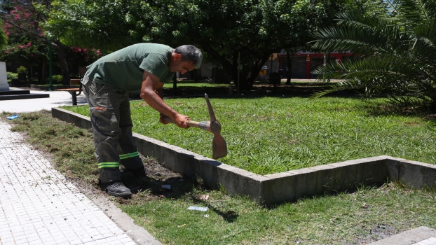 EE REMODELACIÓN DE PLAZAS EN MONTE GRANDE Y LUIS GUILLÓN 2