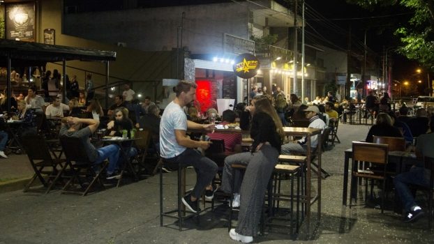 BERAZATEGUI OFRECE UNA PEATONAL GASTRONÓMICA PARA DISFRUTAR DE COMER AL AIRE LIBRE (1)