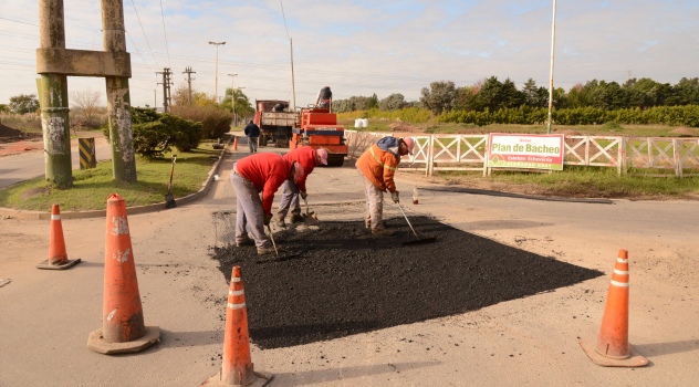 Bacheo en Canning- Dupuy 12 de Mayo de 2016 - (1)