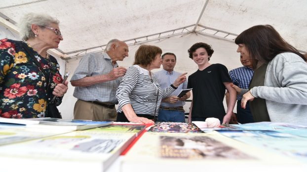 EE FG RECORRIÓ LA 11° FERIA DEL LIBRO DE ESTEBAN ECHEVERRÍA