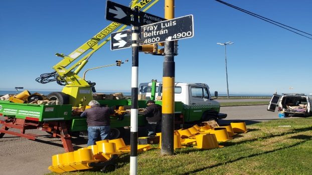 MGP - El Municipio trabaja en la puesta en valor de semáforos en el Acceso Norte 01