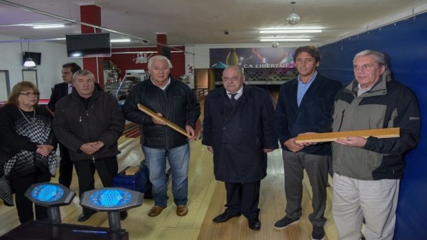 MGP - Entrega piso del Estadio a Polideportivo a Clubes 1