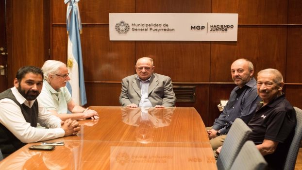 MGP - Intendente Arroyo reunido con organizadores del premio Lobo de Mar