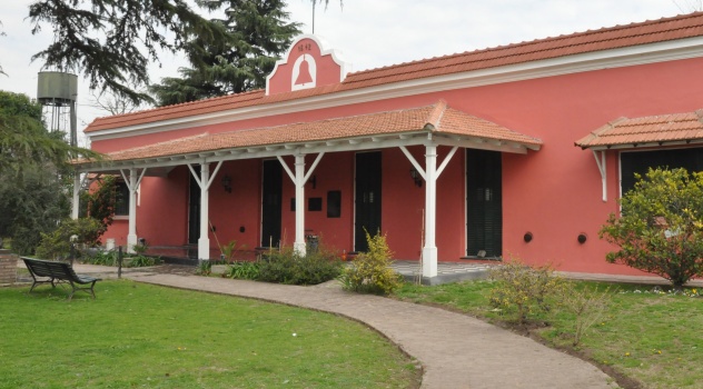 ee MUSEO LA CAMPANA