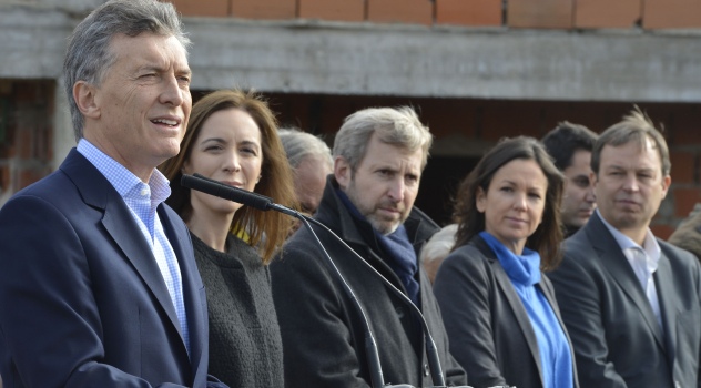 pres-Macri_Almte_Brown_1